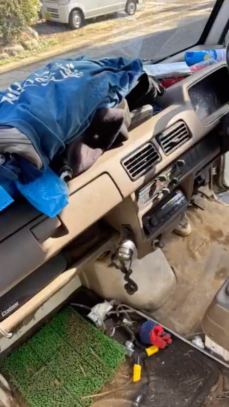 ホンダアクティ1990英国ミュラーヘッドの革でリニューアル3