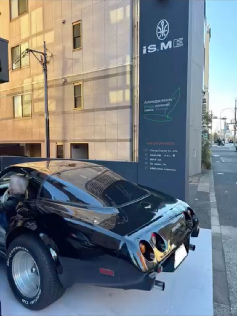 Chevrolet Corvette Stingray  1979年式 クッションウレタンまし・表皮はミュラヘッドのホワイトで再生4
